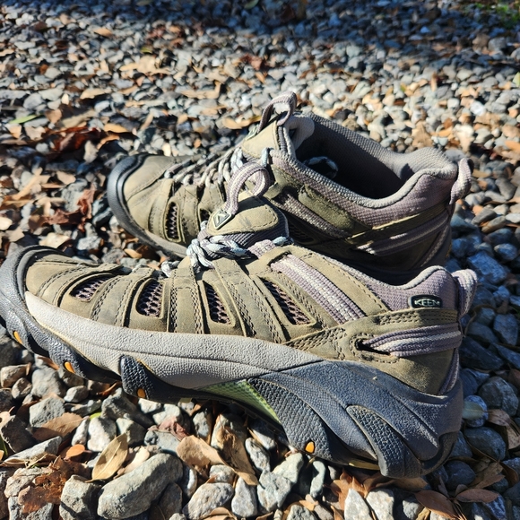 Keen Hiking Boots - Picture 1 of 7